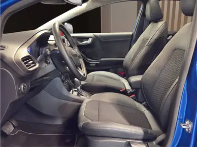 Ford Puma 1.0 MHEV Titanium X — SUV compact hybride, 33 000 km seulement — détail