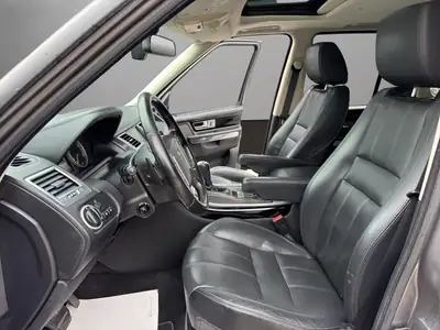 Land Rover Range Rover Sport 3.6 TDV8 — SUV premium diesel, sans accident, équipé cuir — Thumbnail 9