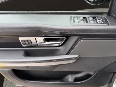 Land Rover Range Rover Sport 3.6 TDV8 — SUV premium diesel, sans accident, équipé cuir — Thumbnail 12