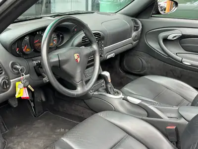 Porsche 911 Cabriolet Carrera 2 — Chef-d'œuvre décapotable, 30'000 km seulement — Thumbnail 9