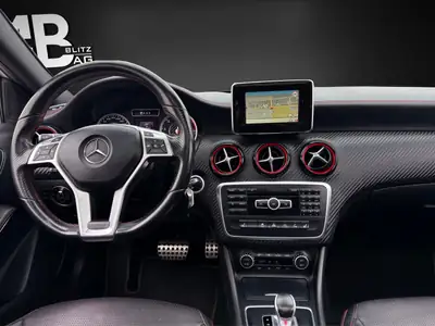 Mercedes-AMG A 45 4Matic — Compacte haute performance, 360 ch et service à jour — Miniature 11