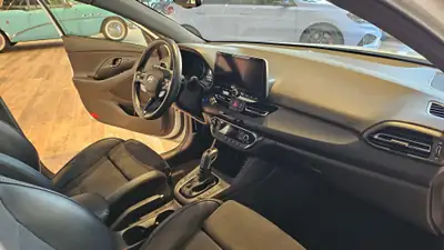 Hyundai i30 2.0 T-GDi N DCT — Sportive affûtée, 280 ch et 45 000 km seulement — Thumbnail 25