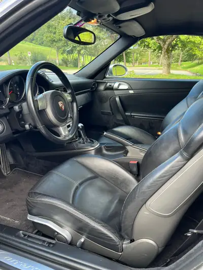 Porsche 911 Cabrio Carrera 4 — Roadster légendaire, 325 ch et toit ouvert — Miniature 7