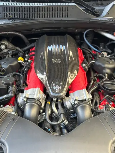 Maserati Ghibli Trofeo 580 ch — V8 atmosphérique, direction d'exception, quasi neuf — Miniatur 7