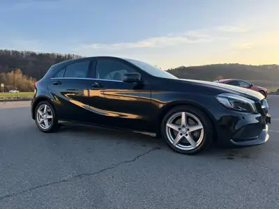 Mercedes-Benz Classe A 220 d AMG Line — Berline diesel performante, 145 000 km — Innenraum