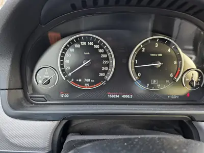BMW M550d Touring xDrive — Break sportif diesel, 381 ch, état impeccable — detail