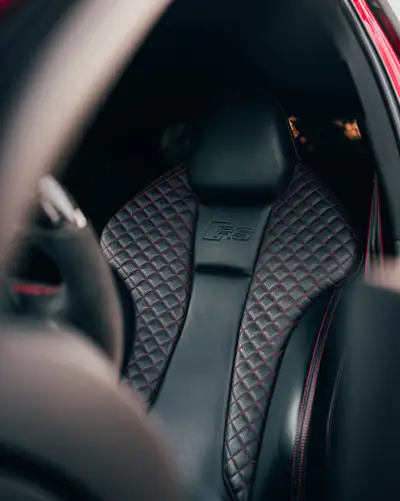 Audi RS3 Sportback 2.5 TSI — Performance 476 ch, finitions exclusive et son AKRAPOVIC — Thumbnail 7