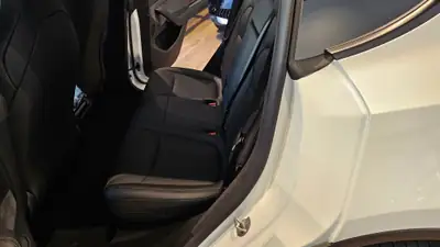 Tesla Model Y Performance AWD — SUV électrique 626 ch, quasi neuf avec garantie 4 ans — Thumbnail 23
