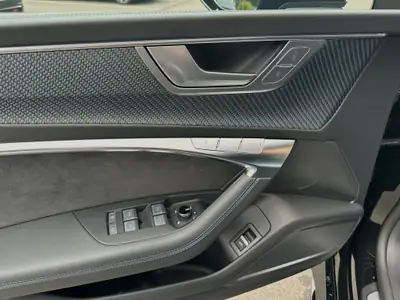 Audi RS7 4.0 V8 TFSI Performance — Berline sportive 631 ch, quasi neuve — Thumbnail 15