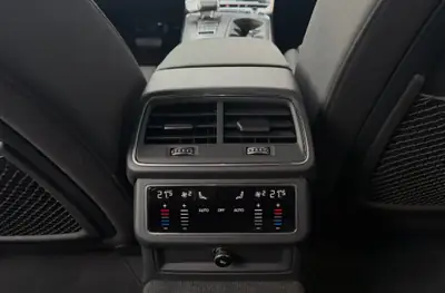 Audi A6 Avant 3.0 50 TDI Sport quattro — Break diesel hybride, 29 900 km seulement — Thumbnail 13