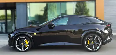 Ferrari Purosangue 6.5 — Le SUV sportif ultime, 90 km, garantie usine 7 ans — interior