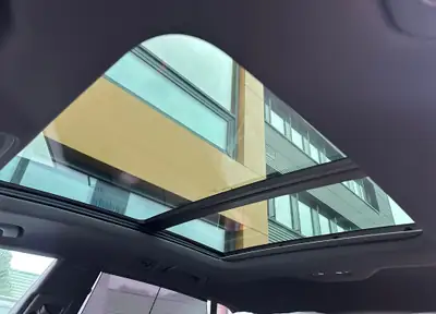 Audi RS Q8 — Performance extrême 640 ch, V8 biturbo et équipements premium — Thumbnail 14