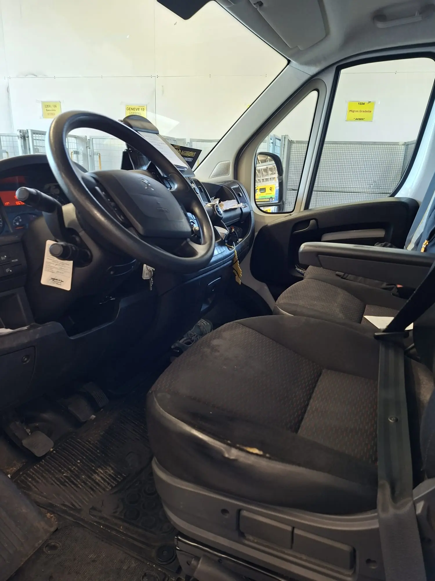 Peugeot Boxer 2021 occasion Meyrin — 2