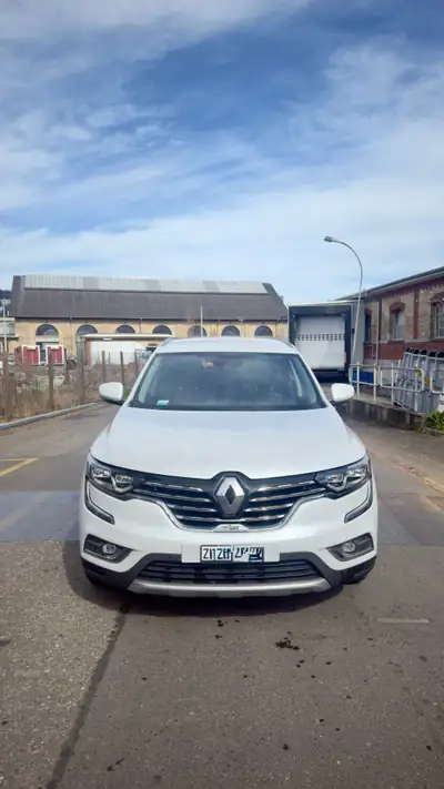 Renault Koleós 2.0 dCi Initiale Paris 4x4 — SUV robuste, intégral fiable, entretien à jour — Innenraum