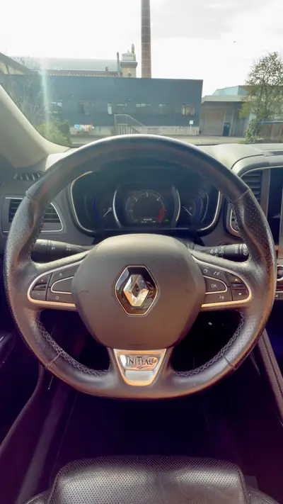 Renault Koleós 2.0 dCi Initiale Paris 4x4 — SUV robuste, intégral fiable, entretien à jour — Detail