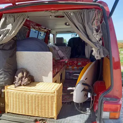 VW T4 2.5 Syncro — Monospace 9 places robuste, transmission intégrale — détail