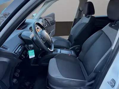 Citroën Grand C4 Picasso 1.2 PureTech — 7 places, sans accident, entretien à jour — Thumbnail 9