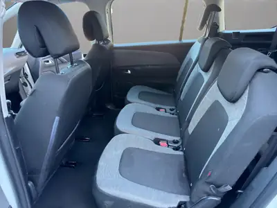 Citroën Grand C4 Picasso 1.2 PureTech — 7 places, sans accident, entretien à jour — Thumbnail 13