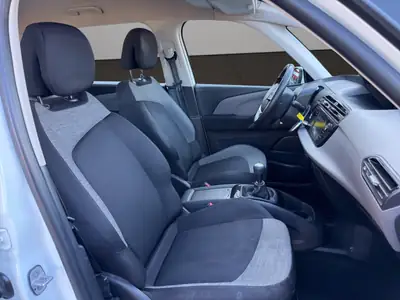 Citroën Grand C4 Picasso 1.2 PureTech — 7 places, sans accident, entretien à jour — Thumbnail 17