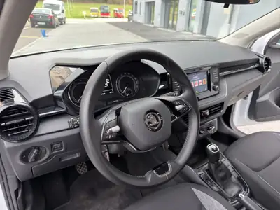 Skoda Fabia 1.0 MPI Active — Citadine fiable et économique, 81 950 km — Thumbnail 23