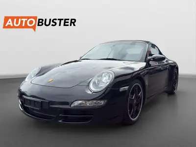 Porsche 911 Carrera 4S Cabrio — Roadster de prestige, 355 ch et toiture électrique — vue extérieure