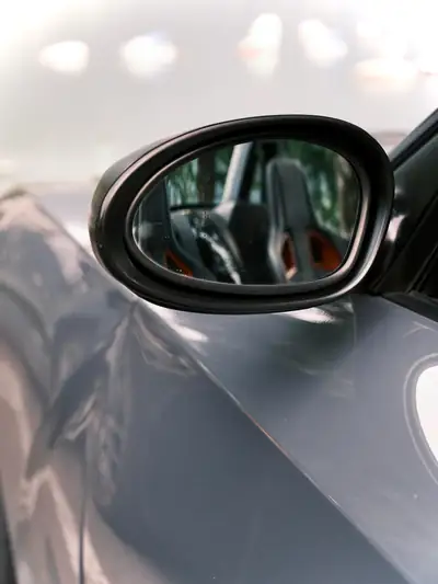 BMW Z4 3.0i Roadster Infinitas Kompressor — Cabriolet sportif 349 ch, histoire de collection — Heckansicht
