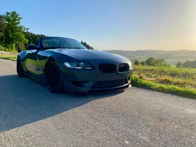 BMW Z4 3.0i Roadster Infinitas Kompressor — Cabriolet sportif 349 ch, histoire de collection — Miniatur 7