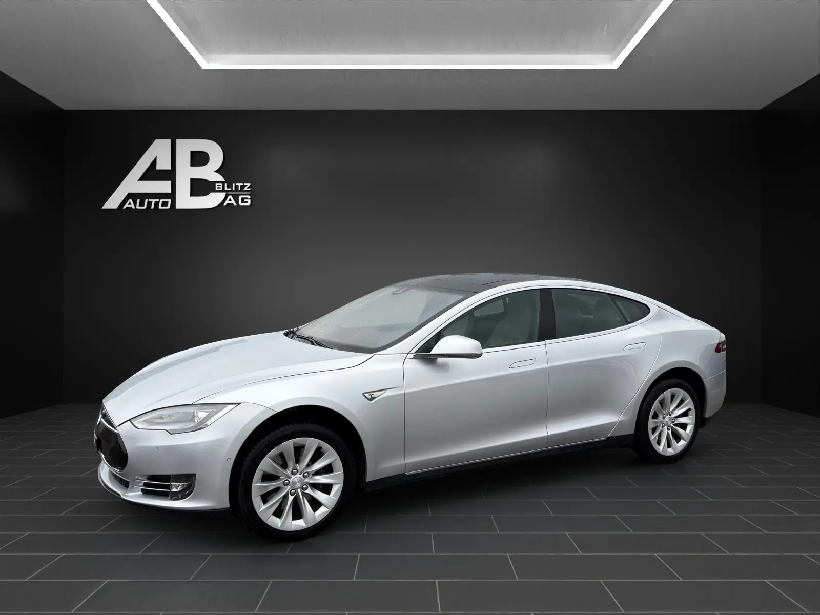 Tesla Model S 2015 occasion Hunzenschwil — 2