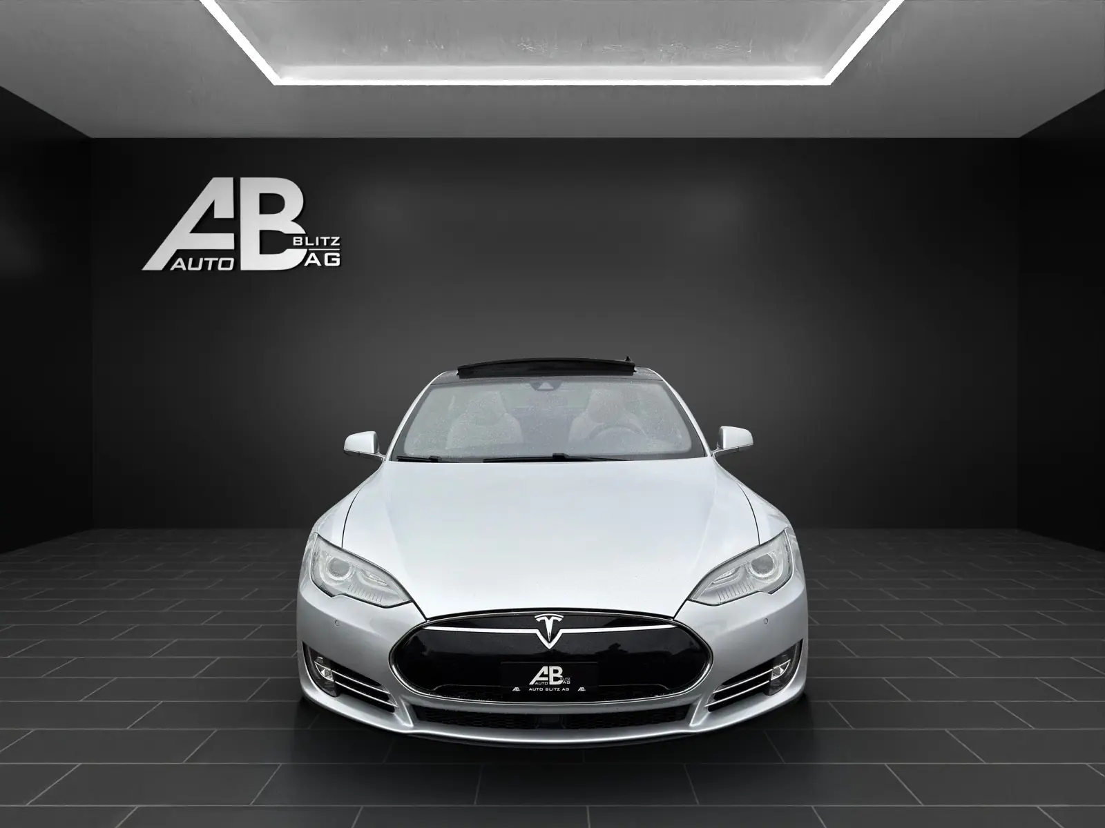 Tesla Model S 2015 occasion Hunzenschwil — 1