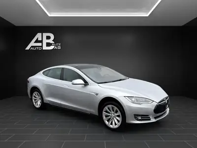 Tesla Model S 85 D — Berline électrique haute performance 525 ch, 205 000 km — detail