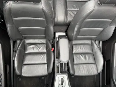 Audi A4 Cabriolet 3.0 TDI quattro S line — Élégance et performance diesel, toit ouvert — Miniature 11