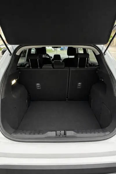 Ford Puma 1.0 MHEV Titanium — SUV urbain hybride, 68 844 km seulement — Detail