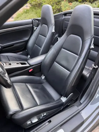 Porsche 911 Carrera 4S Cabrio — Le dernier 3.8L atmosphérique, 400 ch de légende — Miniatur 15