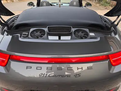 Porsche 911 Carrera 4S Cabrio — Le dernier 3.8L atmosphérique, 400 ch de légende — Miniatur 13