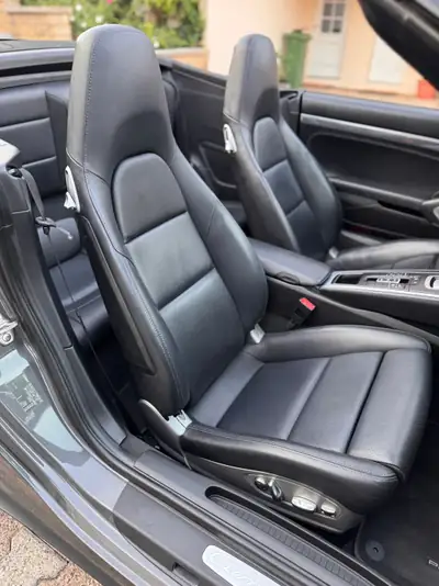 Porsche 911 Carrera 4S Cabrio — Le dernier 3.8L atmosphérique, 400 ch de légende — Miniatur 16