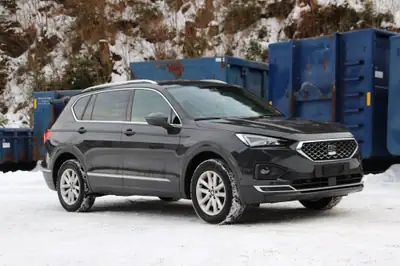 SEAT Tarraco 2.0 TSI Xcellence — SUV 7 places spacieux, transmission intégrale et boîte DSG — fianco