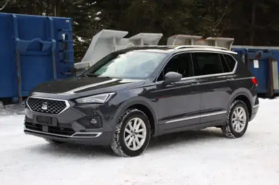 SEAT Tarraco 2.0 TSI Xcellence — SUV 7 places spacieux, transmission intégrale et boîte DSG — vista esterna