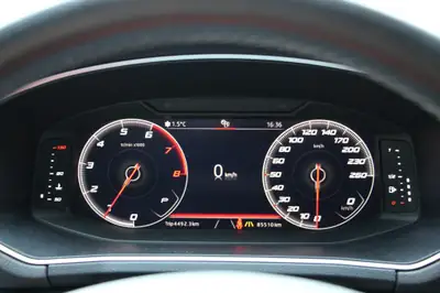 SEAT Tarraco 2.0 TSI Xcellence — SUV 7 places spacieux, transmission intégrale et boîte DSG — Miniatura 12