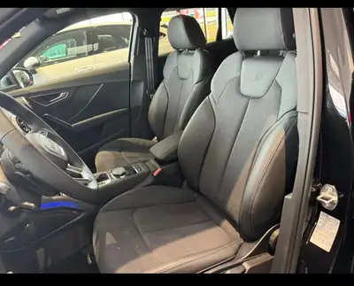 Audi SQ2 TFSI Quattro — SUV compact haute performance, 49 500 km seulement — Miniatura 12