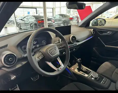 Audi SQ2 TFSI Quattro — SUV compact haute performance, 49 500 km seulement — Miniatura 11