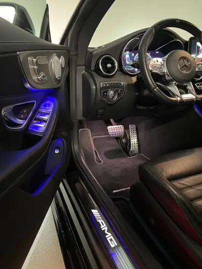 Mercedes-AMG C 43 Cabriolet 4Matic — Décapotable sportive 390 ch, seulement 61'900 km — Miniatur 20