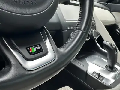 Jaguar E-Pace 2.0 P250 R-Dynamic HSE — Luxe compact AWD, quasi neuf, entretien impeccable — Thumbnail 19
