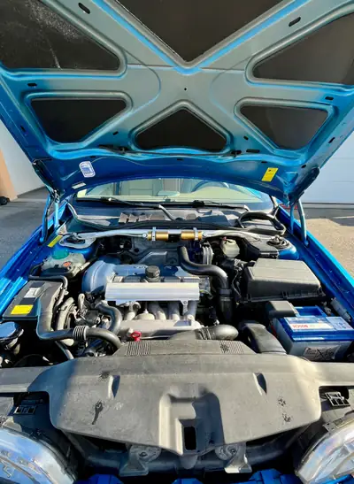 Volvo V70 R AWD — Berline sportive suédoise, 250 ch et traction intégrale — dettaglio