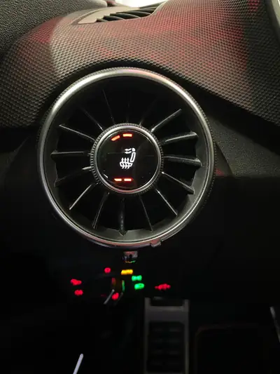 Audi TT Roadster TTS S-tronic — Cabriolet sportif 320 ch, 34'000 km seulement — côté