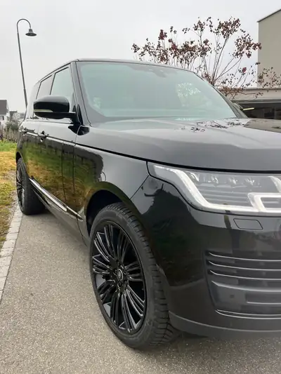 Range Rover 5.0 V8 S/C — Prestige SUV 525 ch, État impeccable Garage Emil Frey — fianco