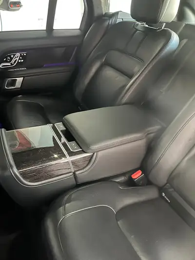 Range Rover 5.0 V8 S/C — Prestige SUV 525 ch, État impeccable Garage Emil Frey — Miniatura 10