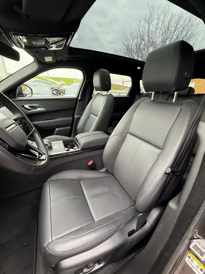 Range Rover Velar P400e – Hybride rechargeable haute performance avec 404 ch — Miniatura 7