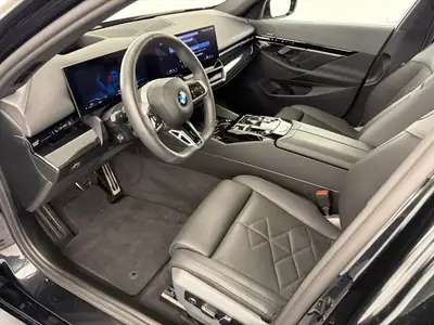 BMW 520d xDrive 48V Touring — Break diesel hybride léger, première main, garantie constructeur — dashboard