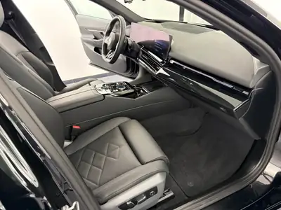 BMW 520d xDrive 48V Touring — Break diesel hybride léger, première main, garantie constructeur — Thumbnail 9