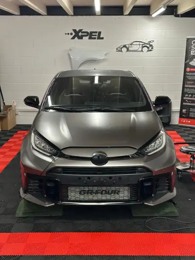 Toyota GR Yaris 1.6 GR Sport 2024 — 280 CV, transmission manuelle, toutes options — dettaglio